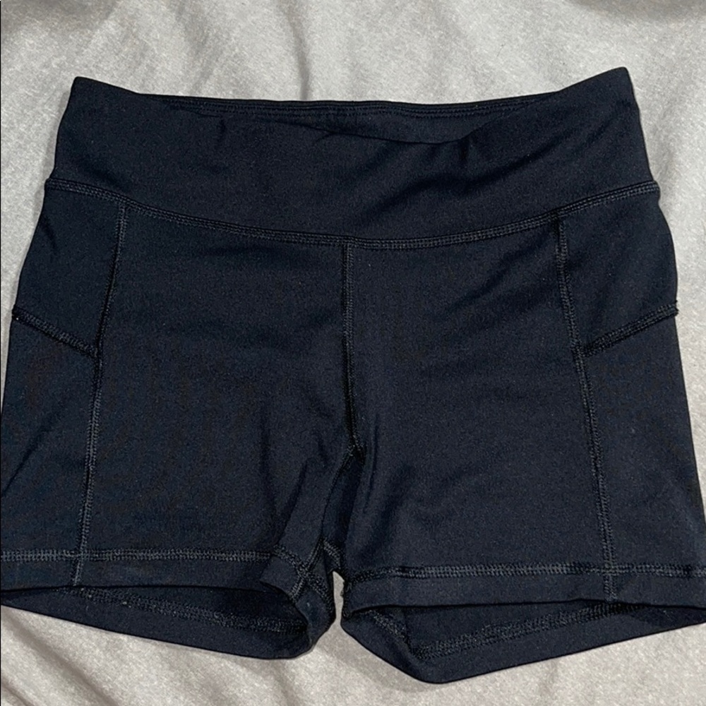 Aero shorts